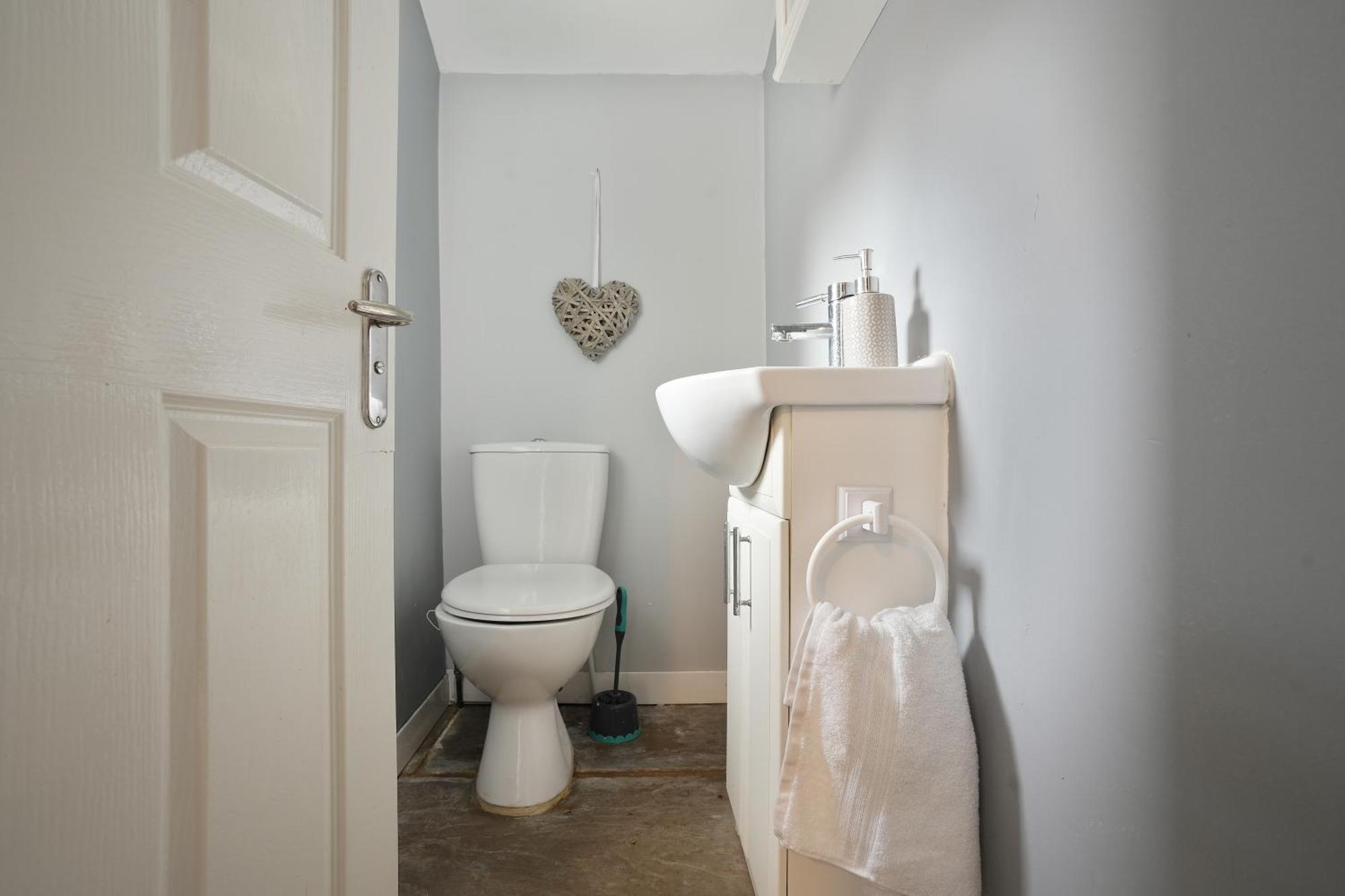 Holiday home Centre Racecourse Retreat: Family & Contractor-friendly 3-bed *