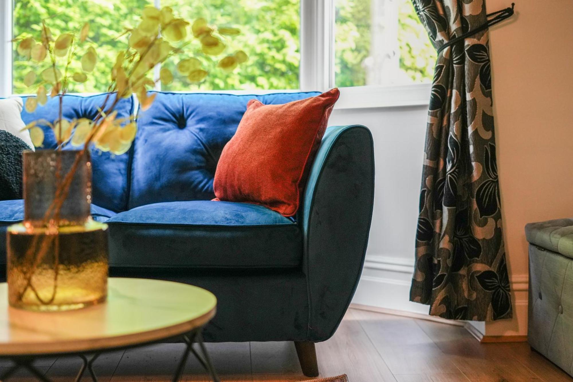 Centre Racecourse Retreat: Family & Contractor-friendly 3-bed