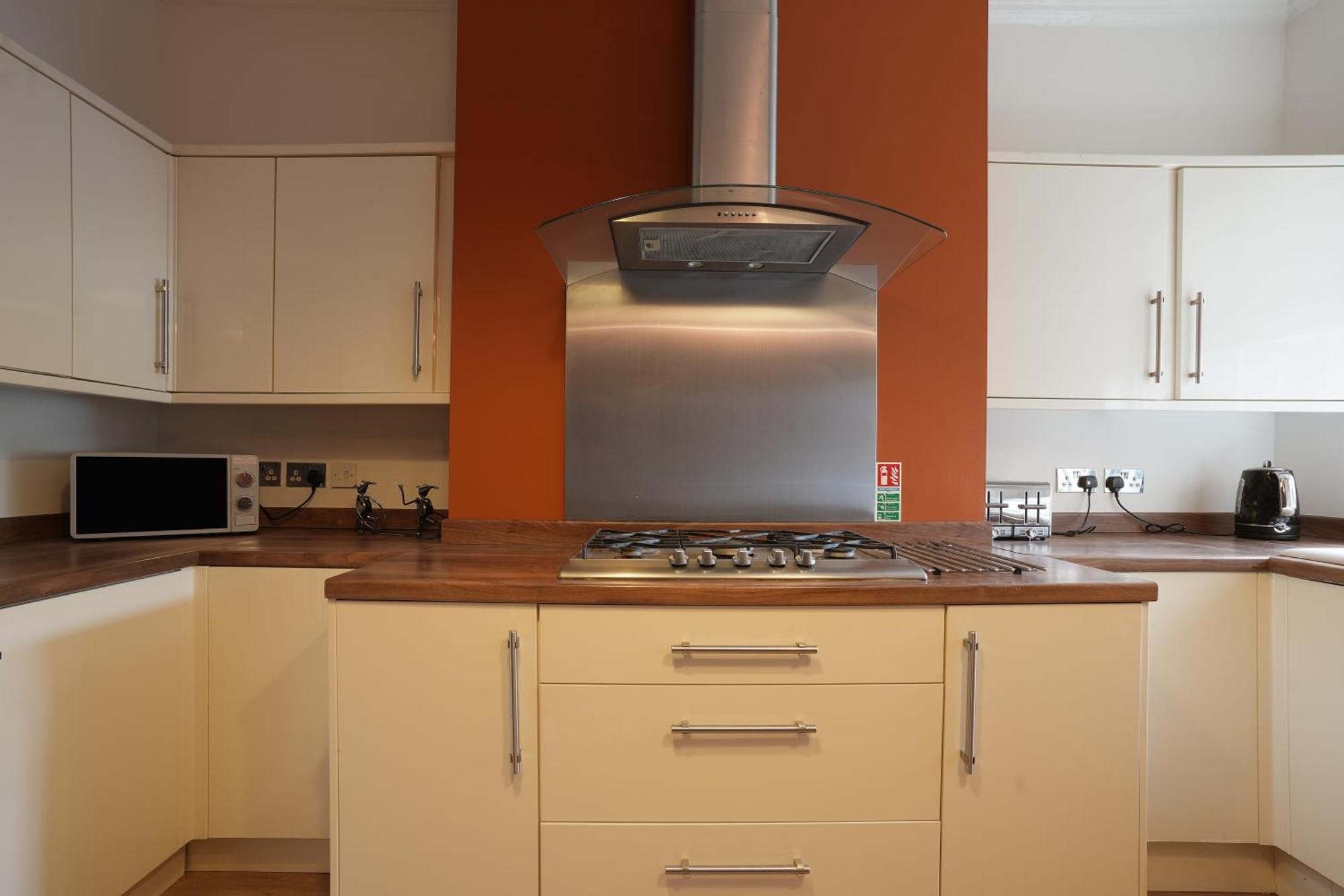 Centre Racecourse Retreat: Family & Contractor-friendly 3-bed * Doncaster